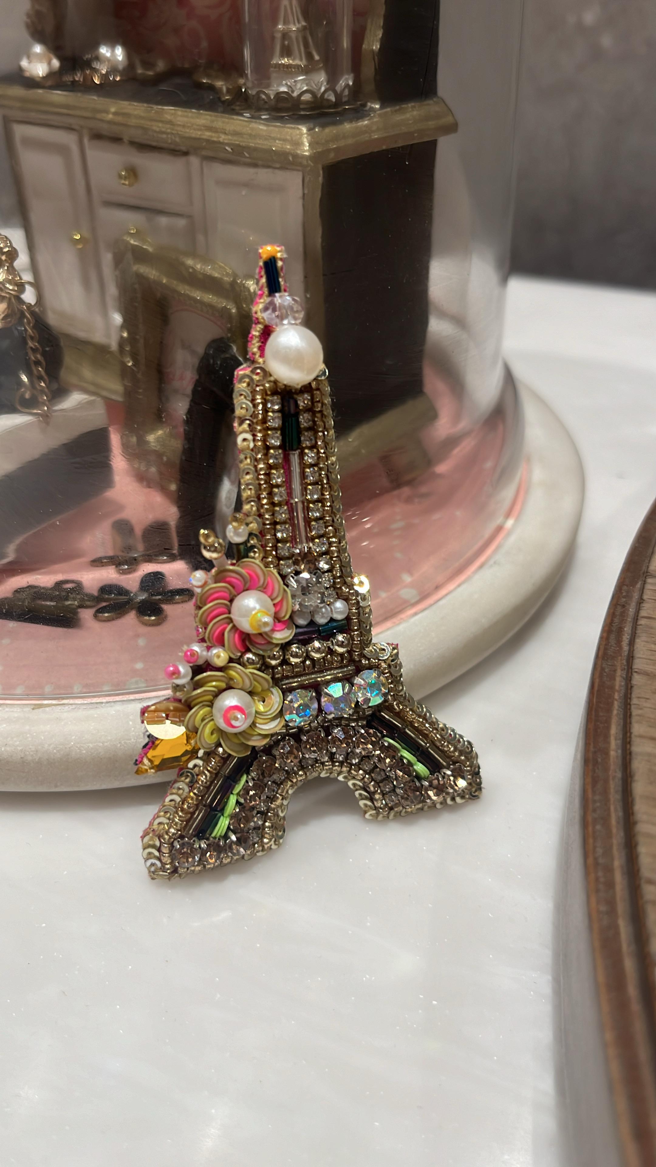 Eiffel Tower Dreamy Brooch