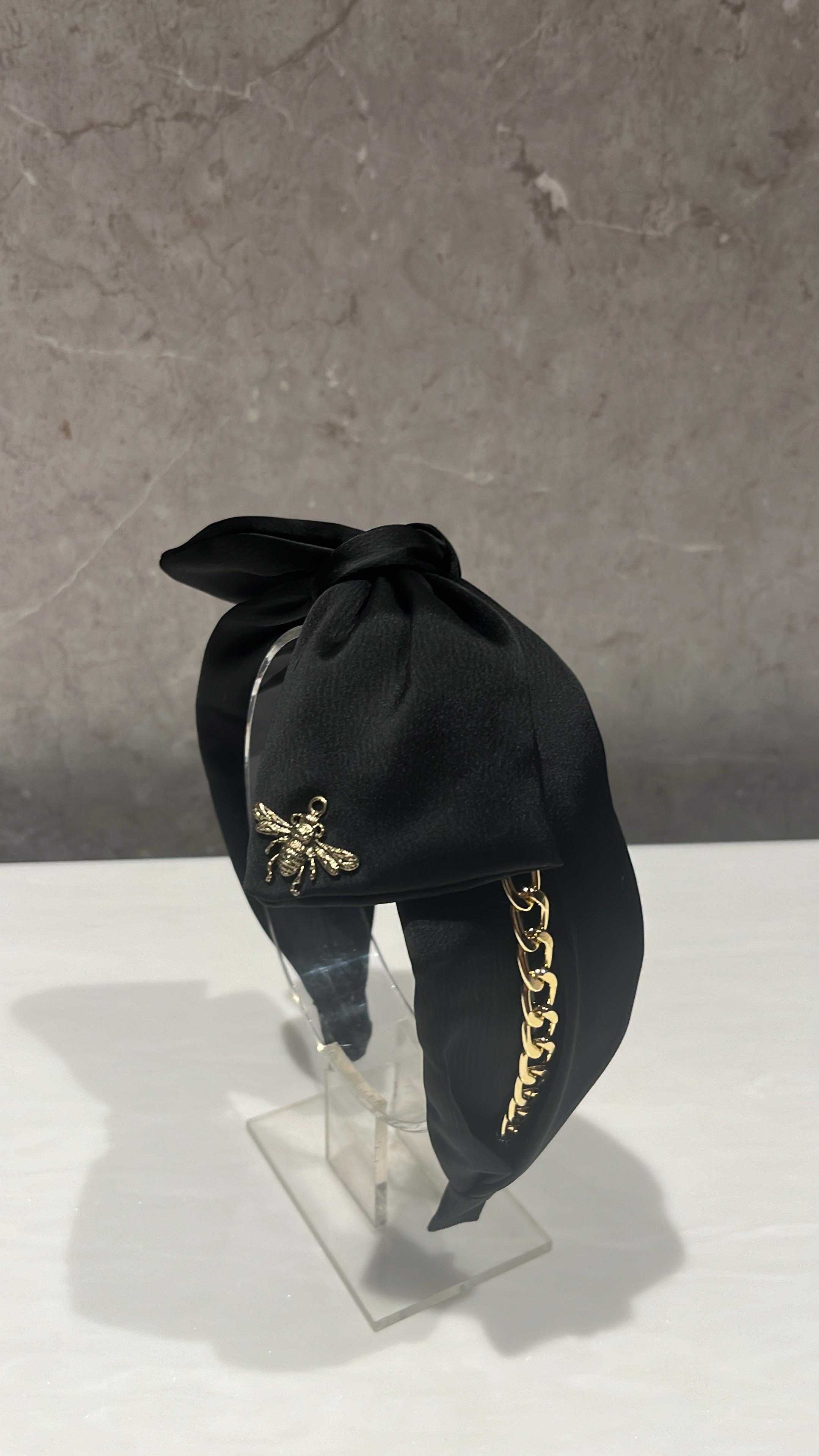 Queen Bee Chain Charm Black Turban Hairband