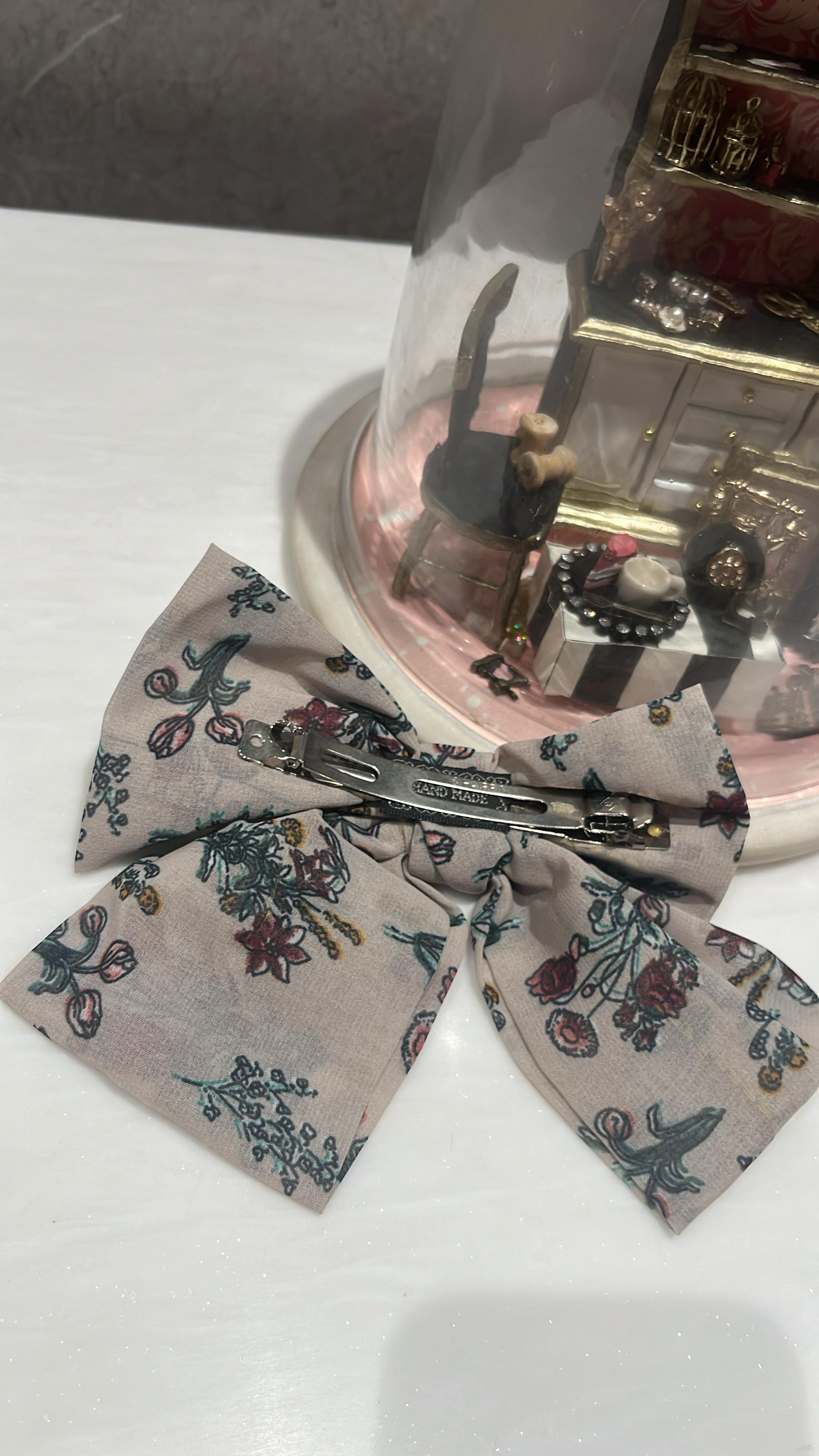 Flora Knot Beige Printed Hair Bow