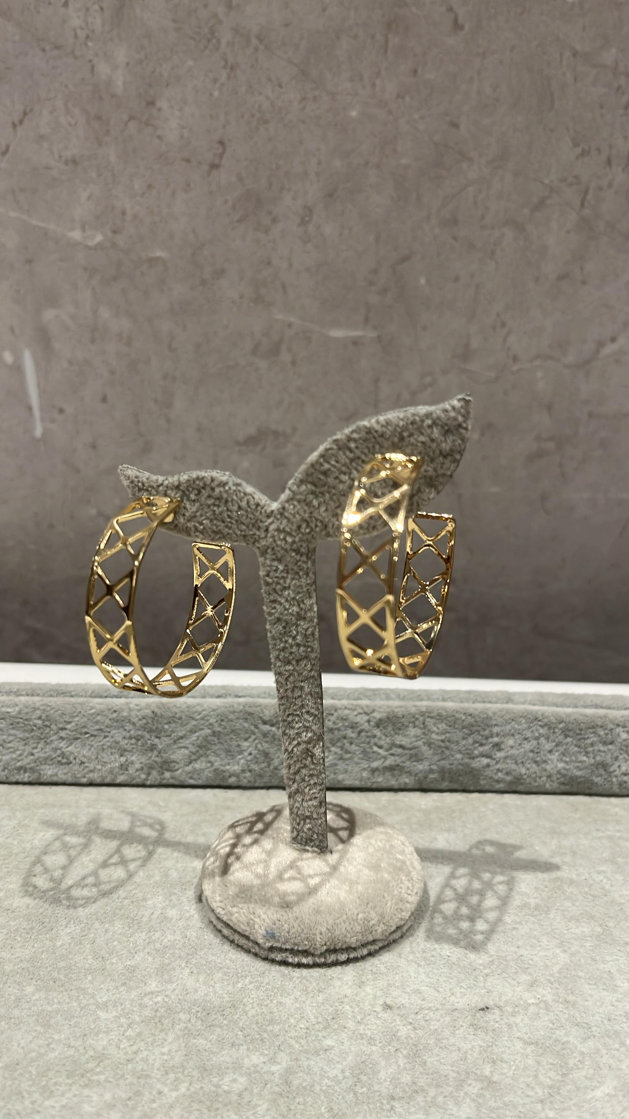 Eiffel Tower Gold Earrings